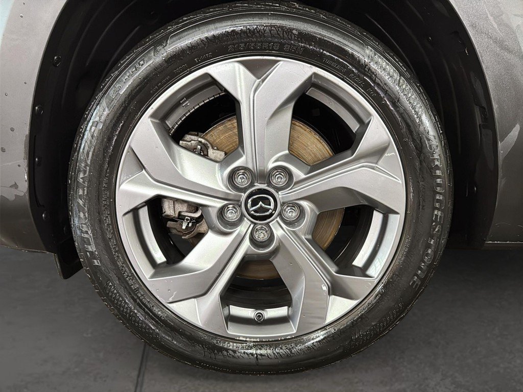 2022 Mazda MX-30 in Saint-Hyacinthe, Quebec - 7 - w1024h768px