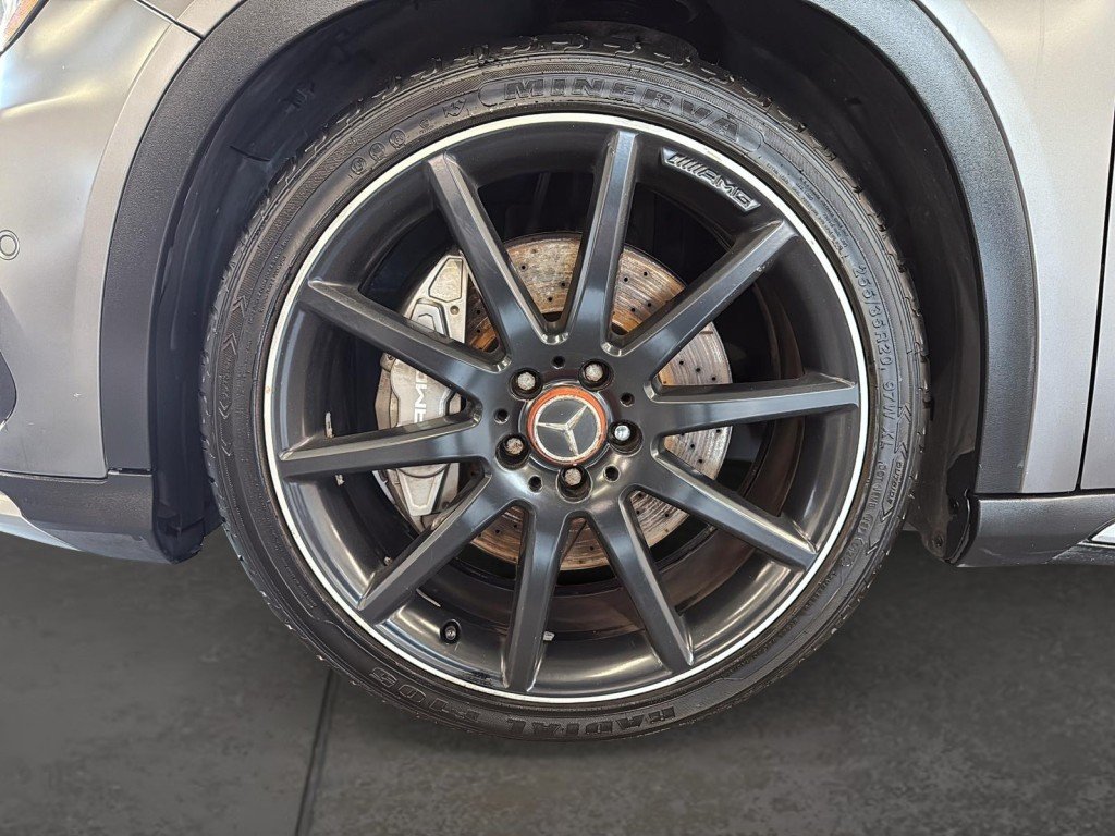 Mercedes GLA45  2015 à Saint-Hyacinthe, Québec - 7 - w1024h768px