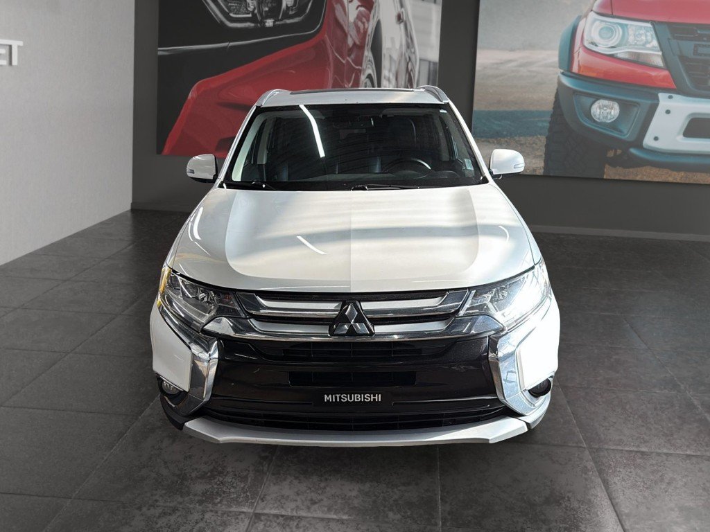 Mitsubishi OUTLANDER  2016 à Saint-Hyacinthe, Québec - 1 - w1024h768px