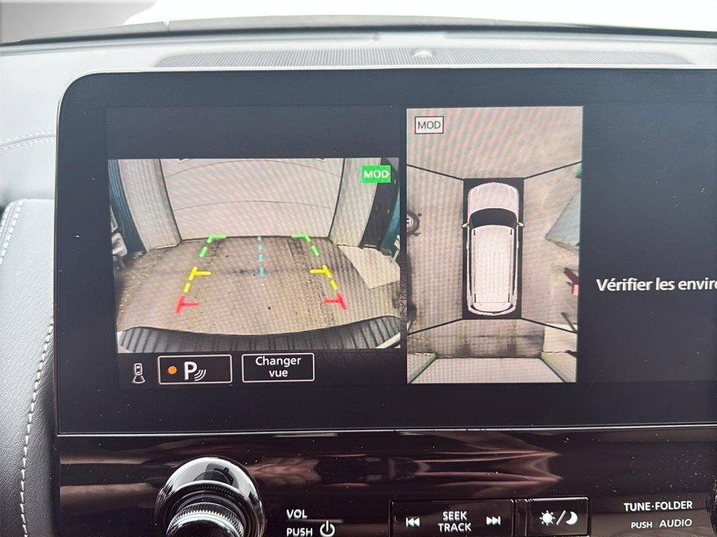 Nissan Armada  2023 à Saint-Hyacinthe, Québec - 18 - w1024h768px