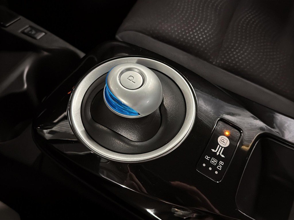 Nissan LEAF  2017 à Saint-Hyacinthe, Québec - 15 - w1024h768px