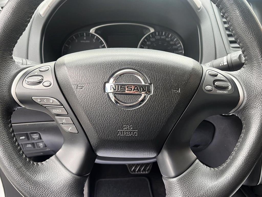 2017 Nissan Pathfinder in Saint-Hyacinthe, Quebec - 11 - w1024h768px