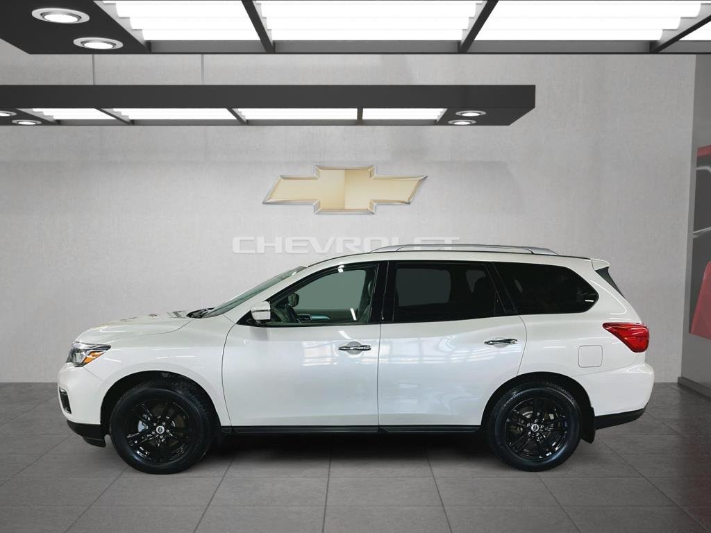 Nissan Pathfinder  2017 à Saint-Hyacinthe, Québec - 5 - w1024h768px