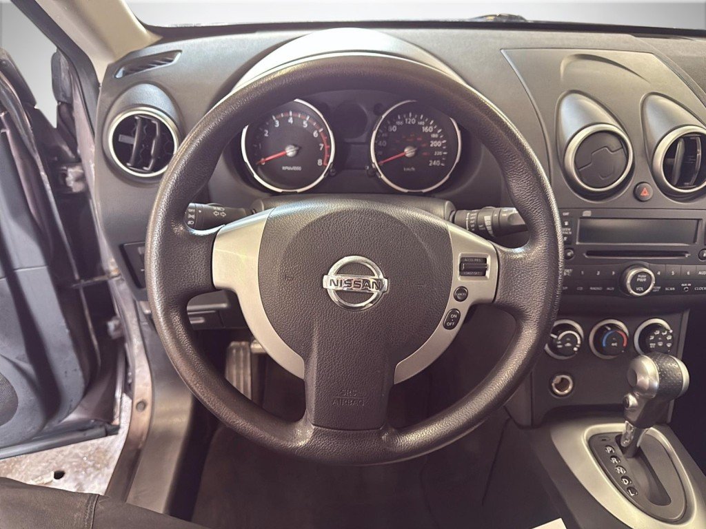 2010 Nissan Rogue in Saint-Hyacinthe, Quebec - 11 - w1024h768px