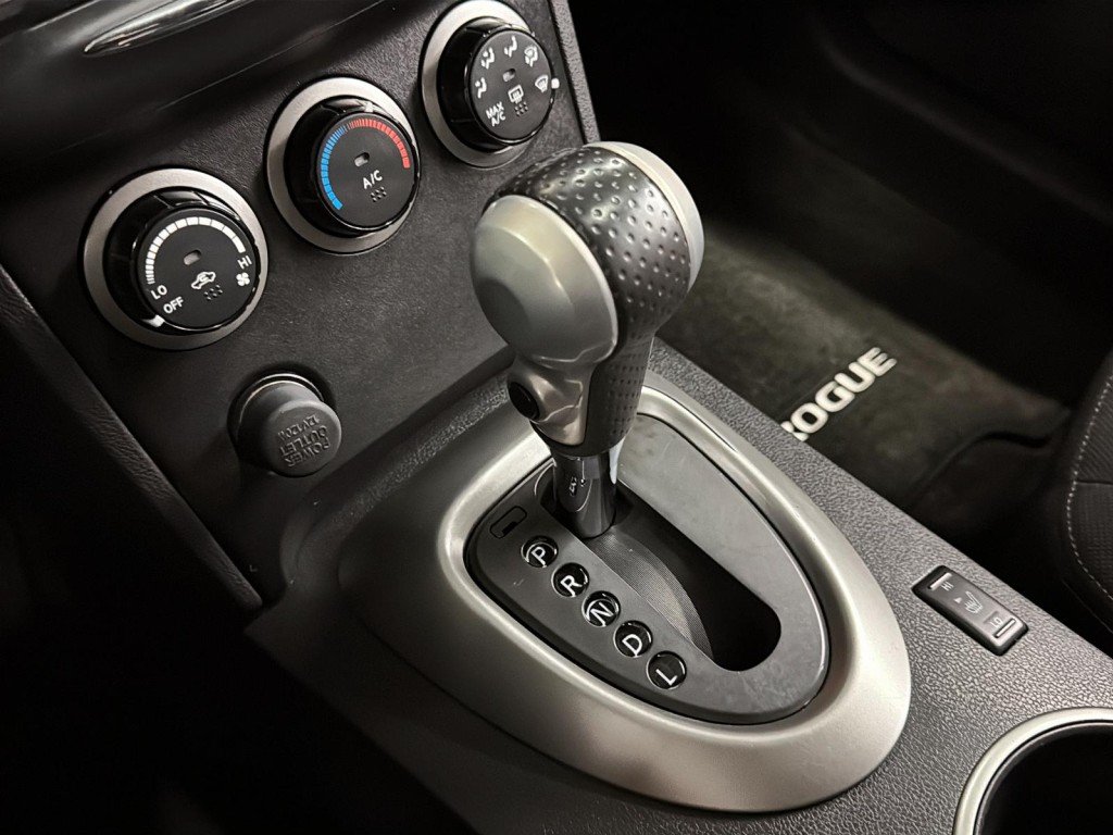 Nissan Rogue  2012 à Saint-Hyacinthe, Québec - 14 - w1024h768px