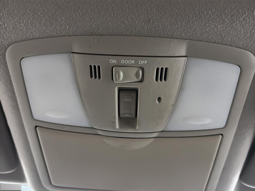 Nissan Rogue  2012 à Saint-Hyacinthe, Québec - 15 - w1024h768px