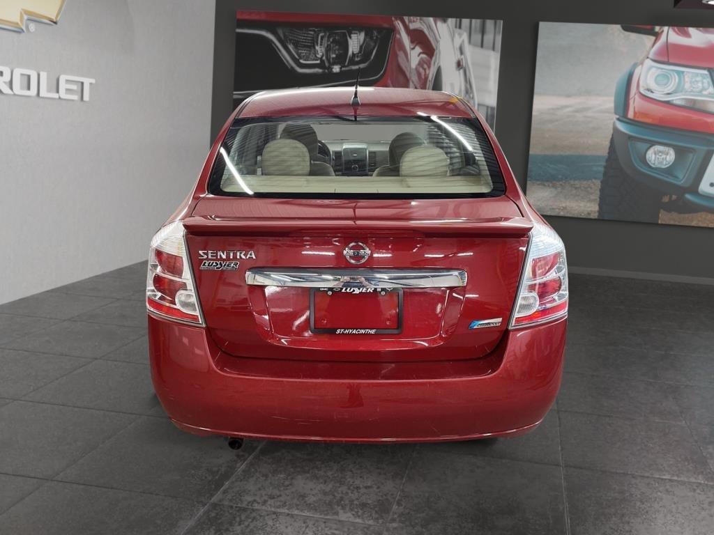 2011 Nissan Sentra in Saint-Hyacinthe, Quebec - 4 - w1024h768px