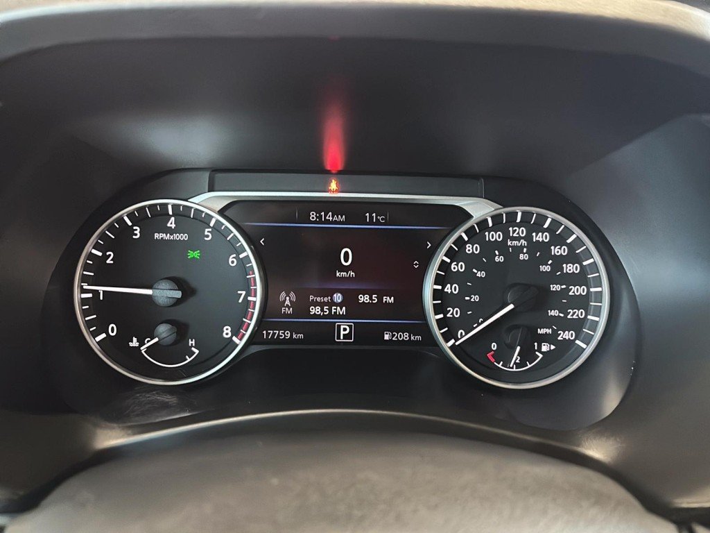 Nissan SENTRA  2022 à Saint-Hyacinthe, Québec - 11 - w1024h768px