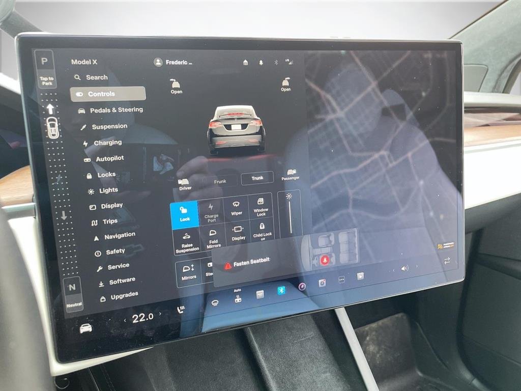 2023 Tesla Model X in Saint-Hyacinthe, Quebec - 12 - w1024h768px