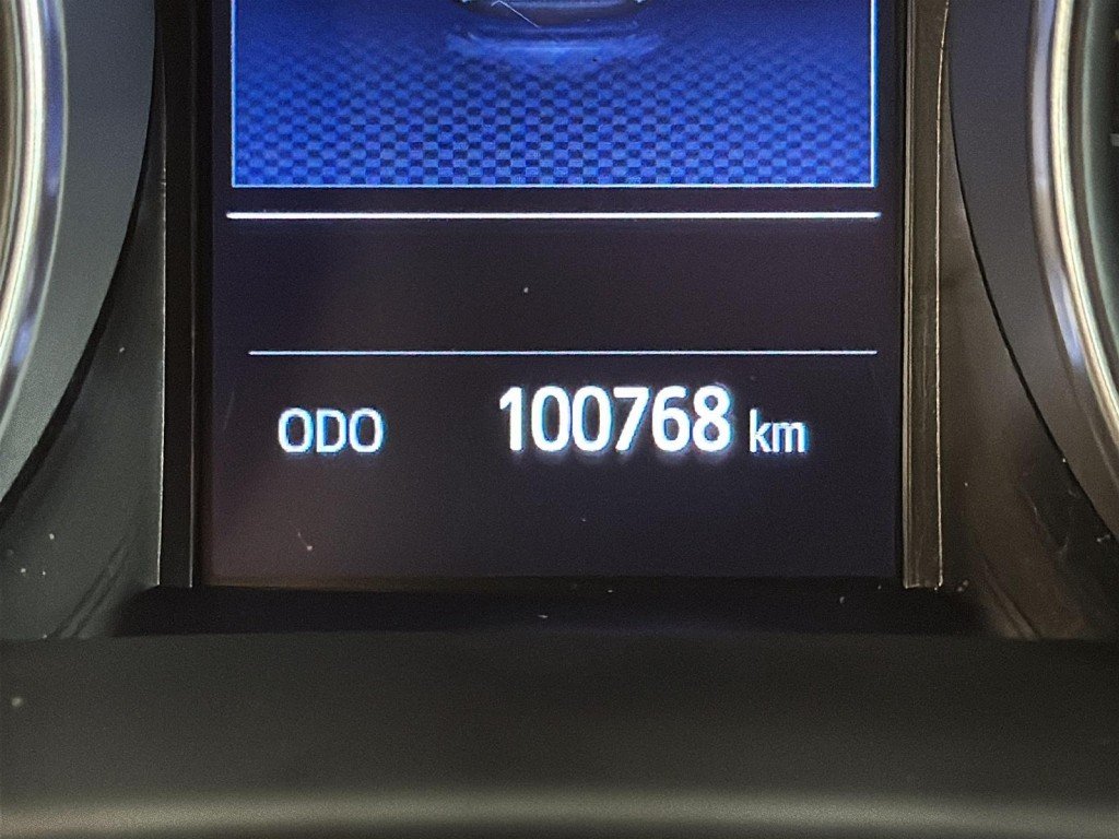 Toyota C-HR  2019 à Saint-Hyacinthe, Québec - 13 - w1024h768px