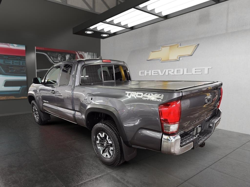 Toyota Tacoma  2017 à Saint-Hyacinthe, Québec - 4 - w1024h768px