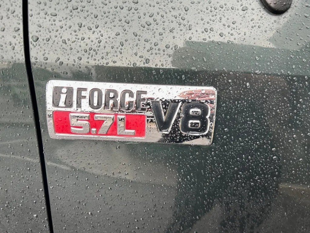 2008 Toyota TUNDRA in Saint-Hyacinthe, Quebec - 5 - w1024h768px