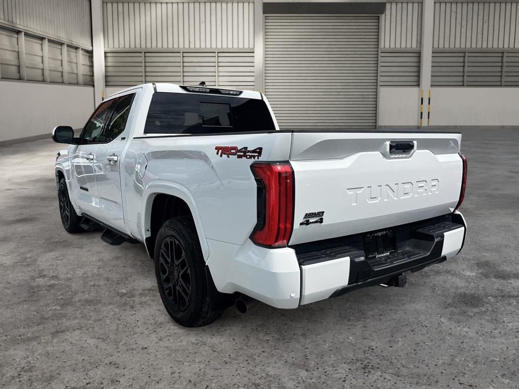 2022 Toyota Tundra in Saint-Hyacinthe, Quebec - 5 - w1024h768px