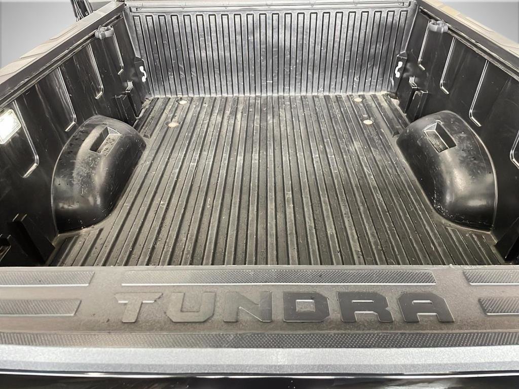 Toyota Tundra  2022 à Saint-Hyacinthe, Québec - 18 - w1024h768px