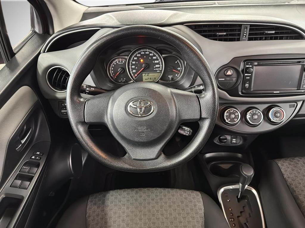Toyota Yaris  2015 à Saint-Hyacinthe, Québec - 11 - w1024h768px