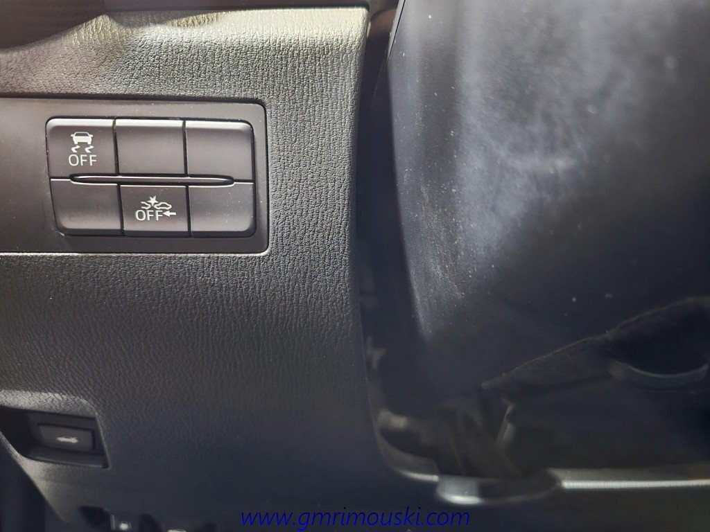 Toyota YARIS  2017 à Saint-Hyacinthe, Québec - 11 - w1024h768px