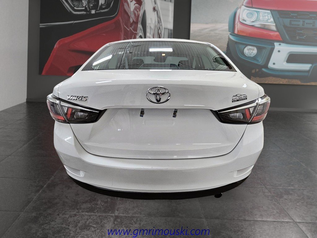 Toyota YARIS  2017 à Saint-Hyacinthe, Québec - 5 - w1024h768px