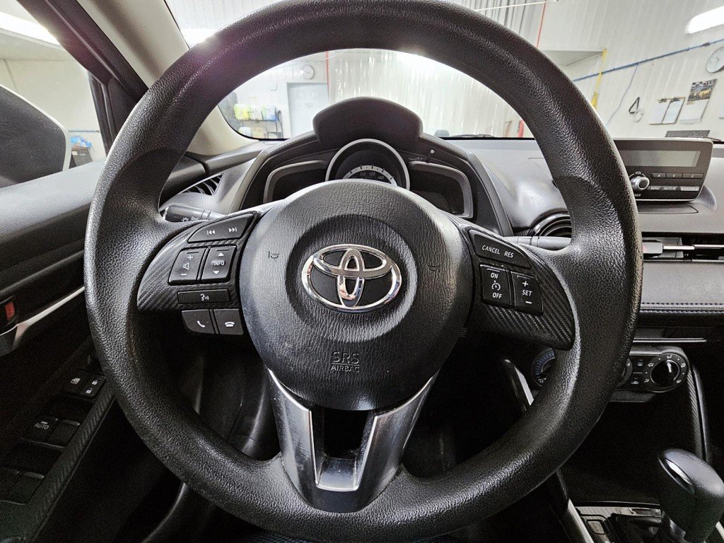 Toyota YARIS  2017 à Saint-Hyacinthe, Québec - 18 - w1024h768px