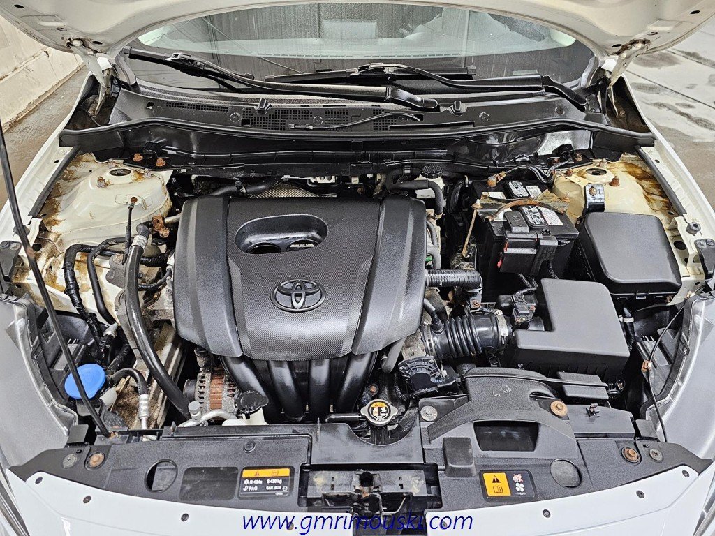 Toyota YARIS  2017 à Saint-Hyacinthe, Québec - 9 - w1024h768px