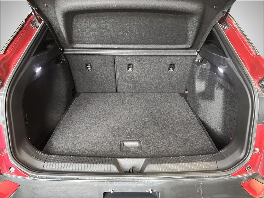 2023 Volkswagen ID.4 in Saint-Hyacinthe, Quebec - 6 - w1024h768px