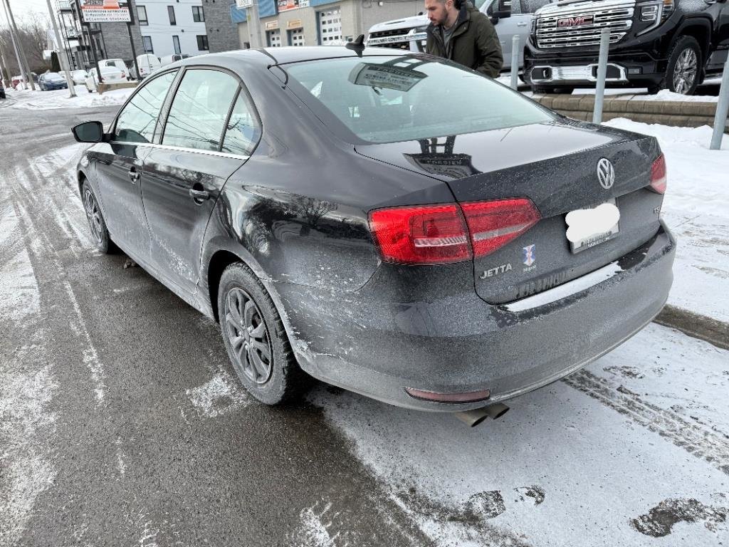 2015 Volkswagen Jetta in Saint-Hyacinthe, Quebec - 4 - w1024h768px