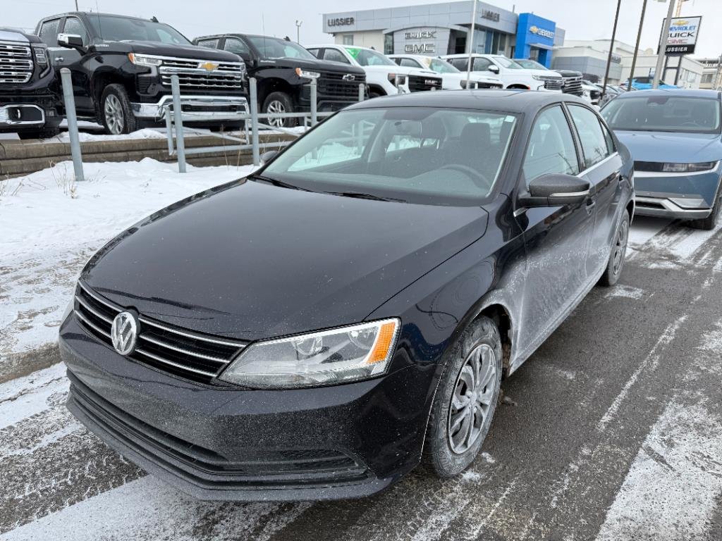 2015 Volkswagen Jetta in Saint-Hyacinthe, Quebec - 1 - w1024h768px