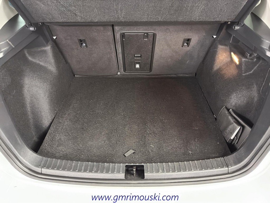 Volkswagen TAOS  2022 à Saint-Hyacinthe, Québec - 6 - w1024h768px