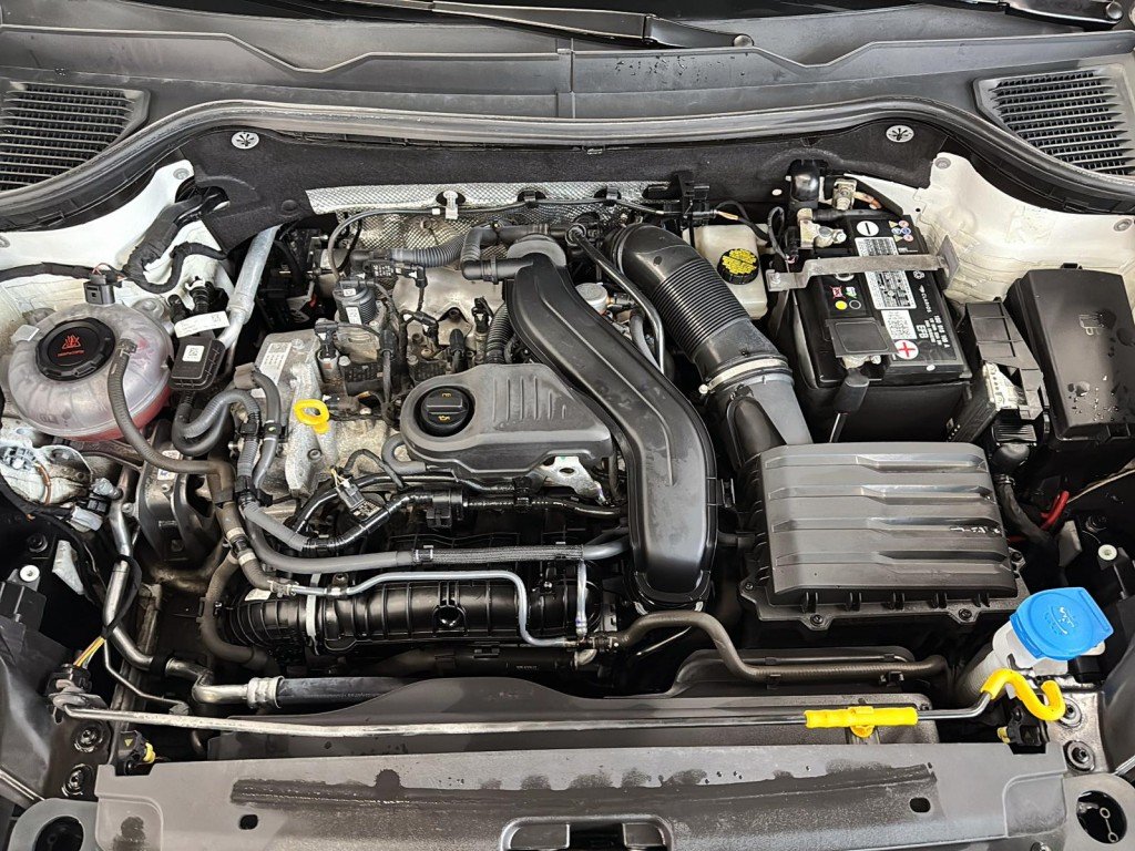 Volkswagen TAOS  2022 à Saint-Hyacinthe, Québec - 8 - w1024h768px