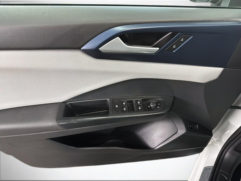 Volkswagen TAOS  2022 à Saint-Hyacinthe, Québec - 11 - w1024h768px