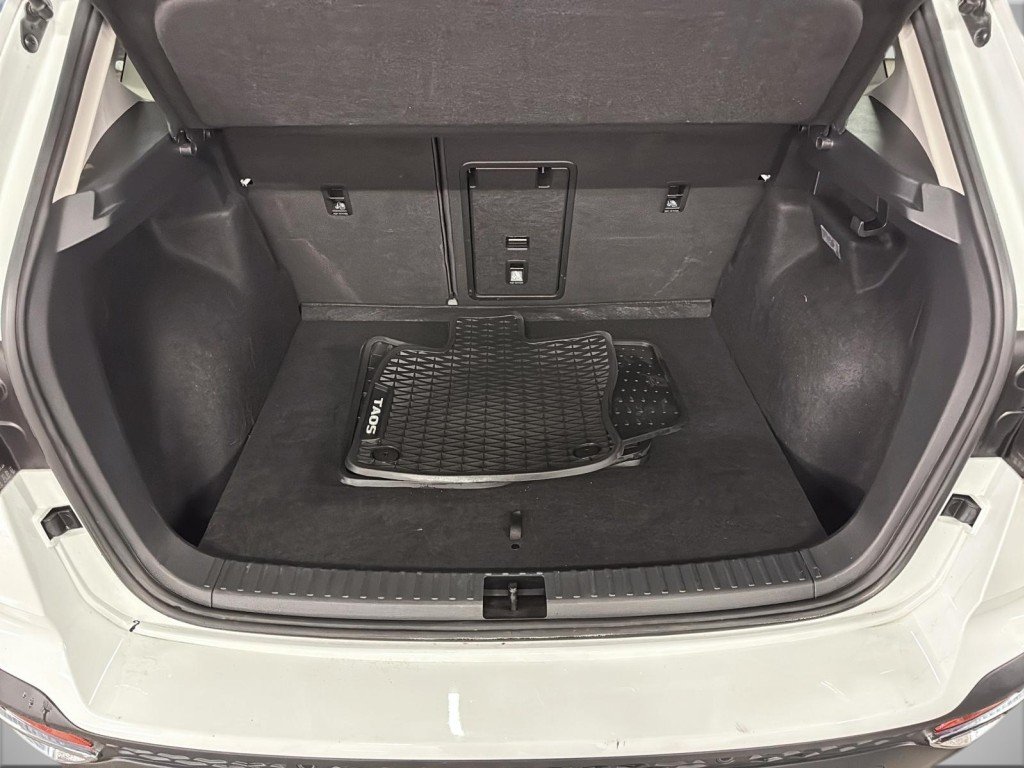 Volkswagen TAOS  2022 à Saint-Hyacinthe, Québec - 6 - w1024h768px