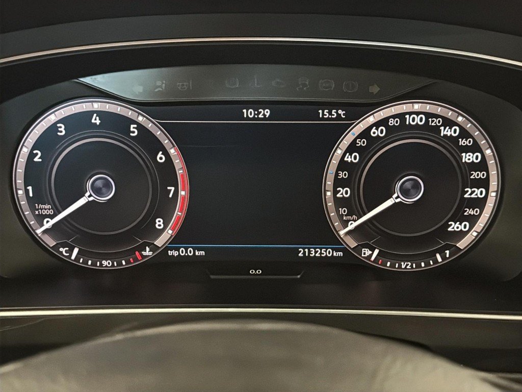 Volkswagen TIGUAN  2018 à Saint-Hyacinthe, Québec - 14 - w1024h768px