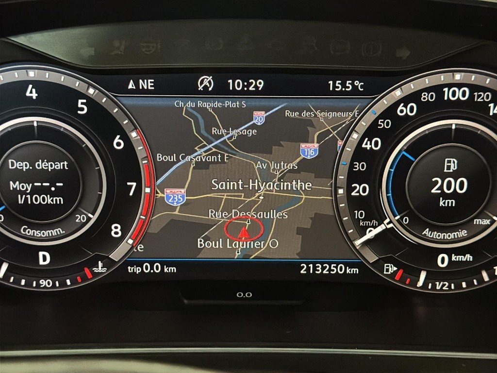 Volkswagen TIGUAN  2018 à Saint-Hyacinthe, Québec - 19 - w1024h768px