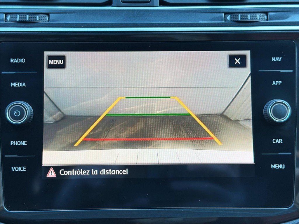 Volkswagen TIGUAN  2018 à Saint-Hyacinthe, Québec - 18 - w1024h768px