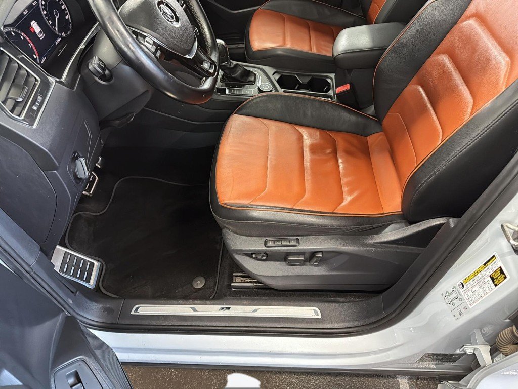 Volkswagen TIGUAN  2018 à Saint-Hyacinthe, Québec - 9 - w1024h768px