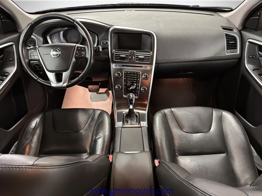 Volvo XC60  2015 à Saint-Hyacinthe, Québec - 12 - w1024h768px