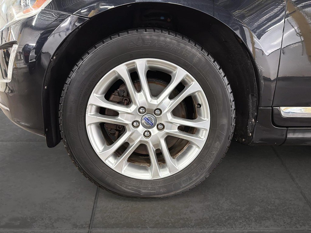 2015 Volvo XC60 in Saint-Hyacinthe, Quebec - 9 - w1024h768px