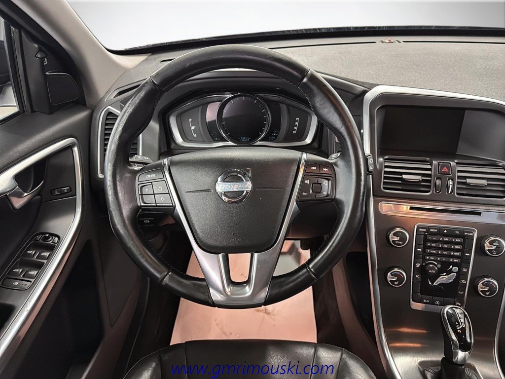 Volvo XC60  2015 à Saint-Hyacinthe, Québec - 14 - w1024h768px