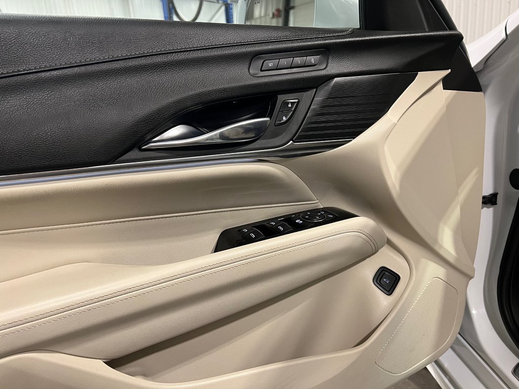 Cadillac CT4 PREMIUM LUXURY**8 PNEUS**AWD/4X4**CUIR BEIGE** 2022 à Saint-Eustache, Québec - 10 - w1024h768px