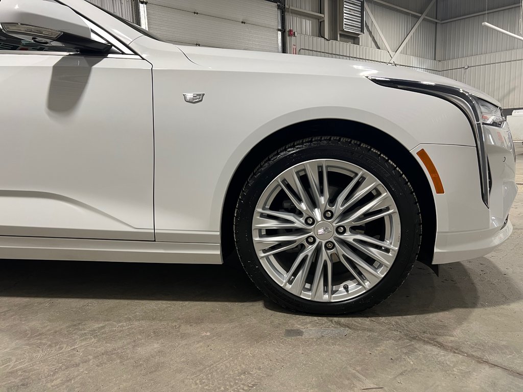 Cadillac CT4 PREMIUM LUXURY**8 PNEUS**AWD/4X4**CUIR BEIGE** 2022 à Saint-Eustache, Québec - 8 - w1024h768px