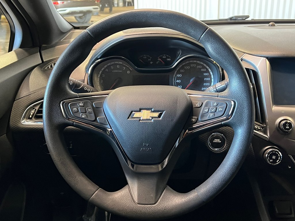2017 Chevrolet Cruze LT**MAGS D'ORIGINE INCLUS**MANUELLE**BLUETOOTH** in Saint-Eustache, Quebec - 22 - w1024h768px