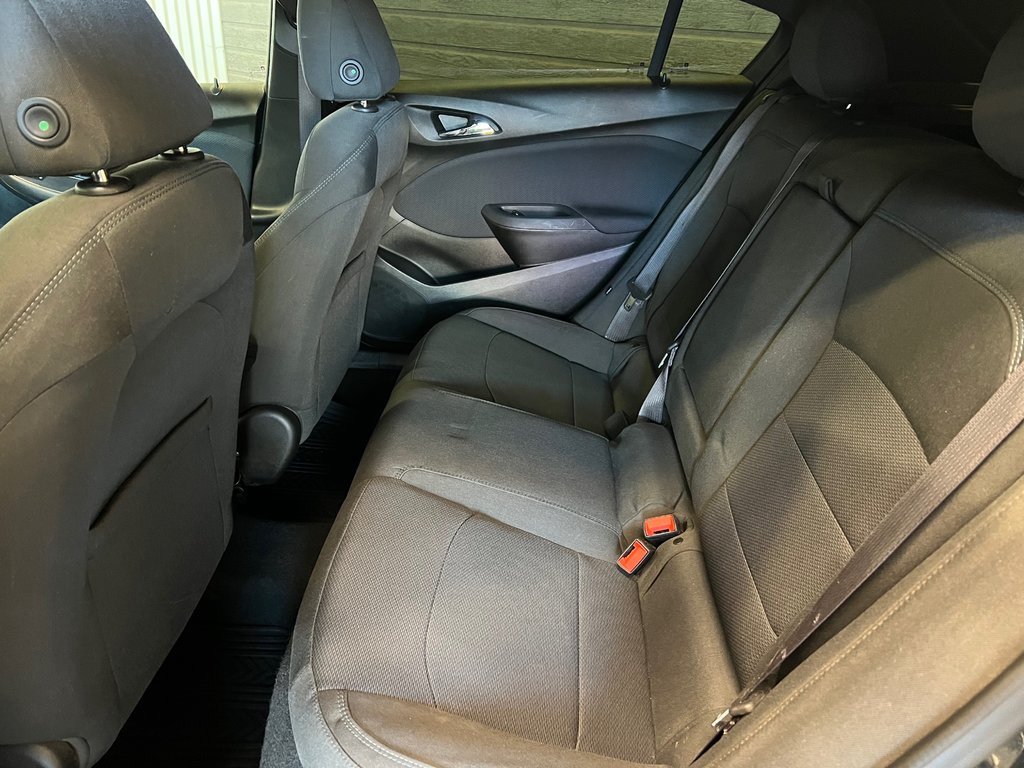 2017 Chevrolet Cruze LT**MAGS D'ORIGINE INCLUS**MANUELLE**BLUETOOTH** in Saint-Eustache, Quebec - 14 - w1024h768px