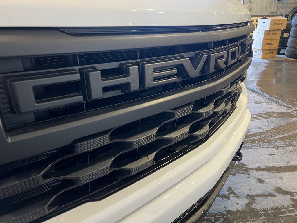 Chevrolet Silverado 1500 CUSTOM**4X4/4WD**CREW CAB**2.7L TURBO**CARPLAY** 2022 à Saint-Eustache, Québec - 8 - w1024h768px