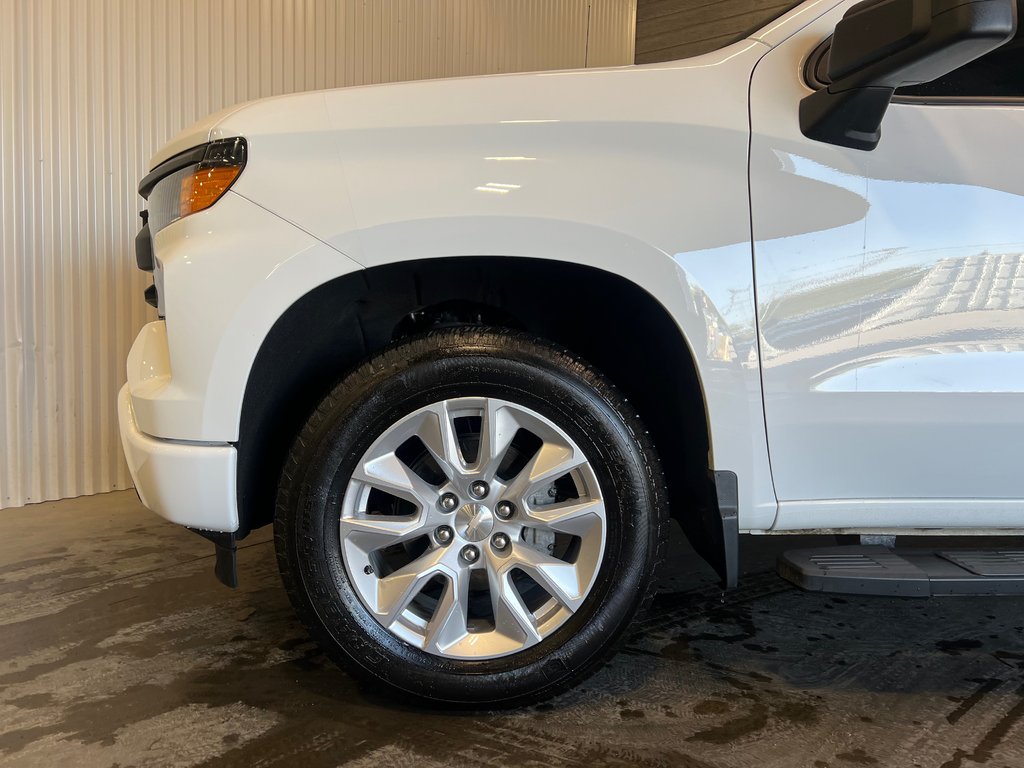 Chevrolet Silverado 1500 CUSTOM**4X4/4WD**CREW CAB**2.7L TURBO**CARPLAY** 2022 à Saint-Eustache, Québec - 9 - w1024h768px