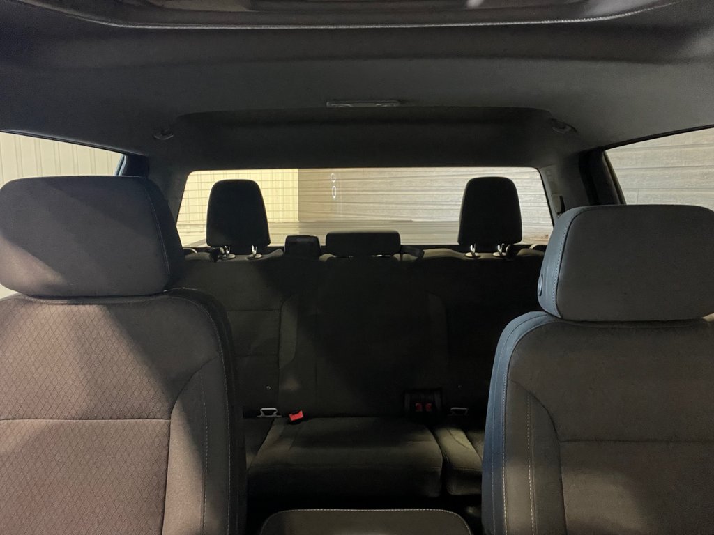 Chevrolet Silverado 1500 CUSTOM**4X4/4WD**CREW CAB**2.7L TURBO**CARPLAY** 2022 à Saint-Eustache, Québec - 21 - w1024h768px