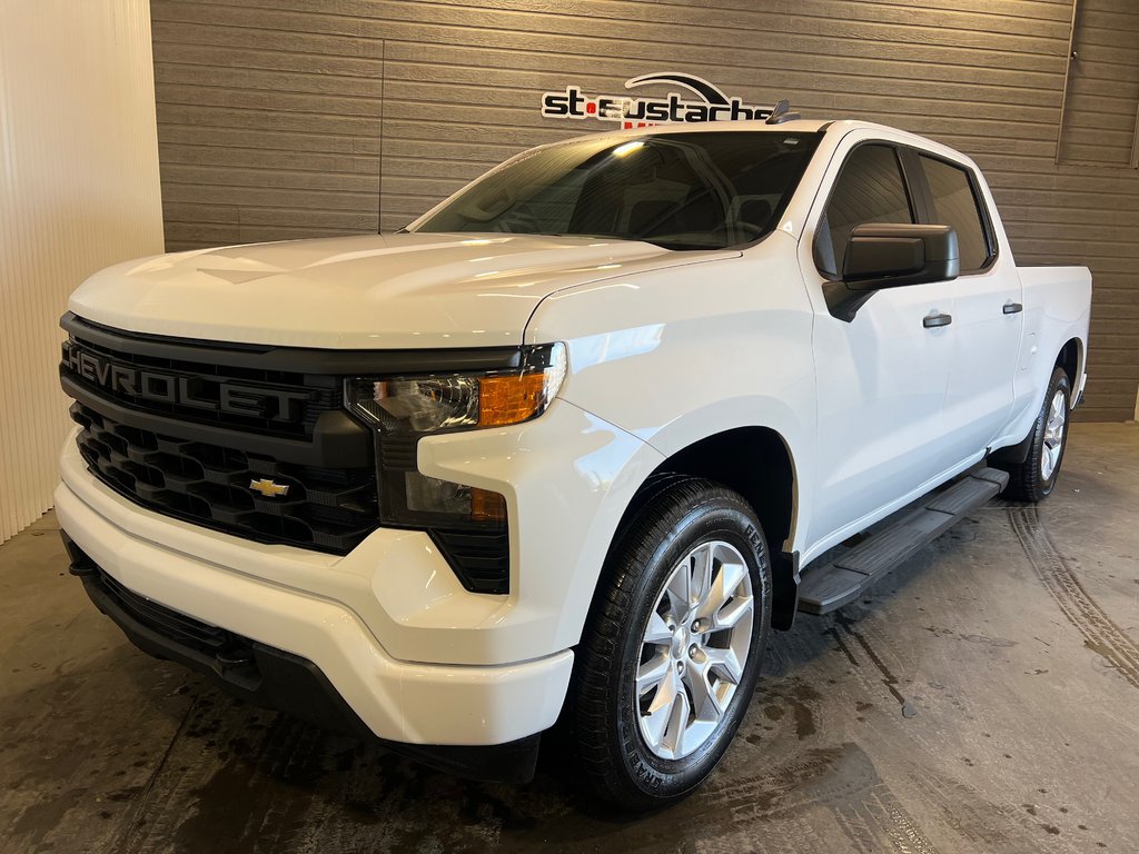 Chevrolet Silverado 1500 CUSTOM**4X4/4WD**CREW CAB**2.7L TURBO**CARPLAY** 2022 à Saint-Eustache, Québec - 6 - w1024h768px