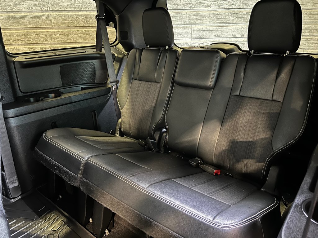 2016 Chrysler Town & Country S**STOW & GO**7 PASSAGERS**CAMERA RECUL**BLUETOOTH**CRUISE in Saint-Eustache, Quebec - 14 - w1024h768px