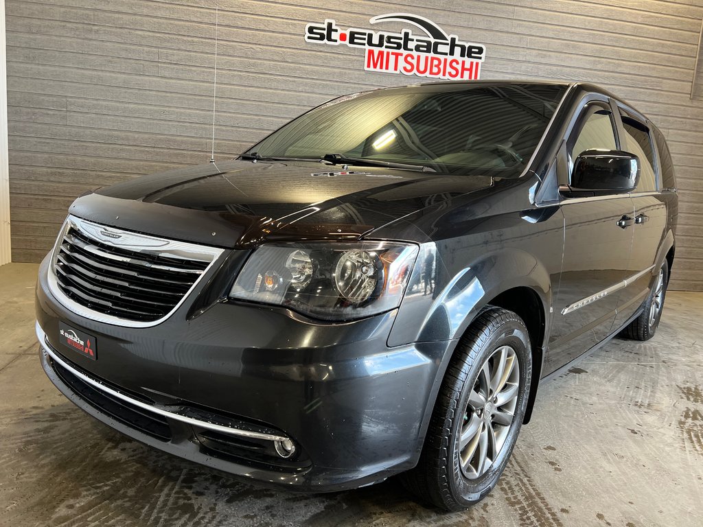 2016 Chrysler Town & Country S**STOW & GO**7 PASSAGERS**CAMERA RECUL**BLUETOOTH**CRUISE in Saint-Eustache, Quebec - 5 - w1024h768px