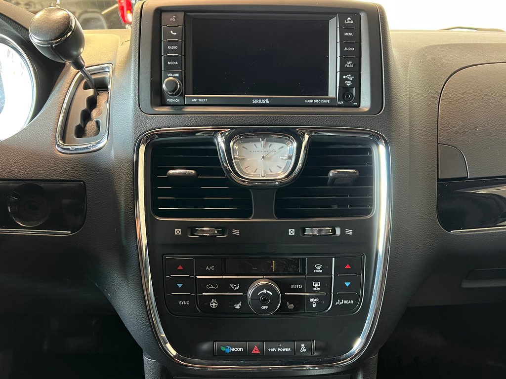 2016 Chrysler Town & Country S**STOW & GO**7 PASSAGERS**CAMERA RECUL**BLUETOOTH**CRUISE in Saint-Eustache, Quebec - 19 - w1024h768px