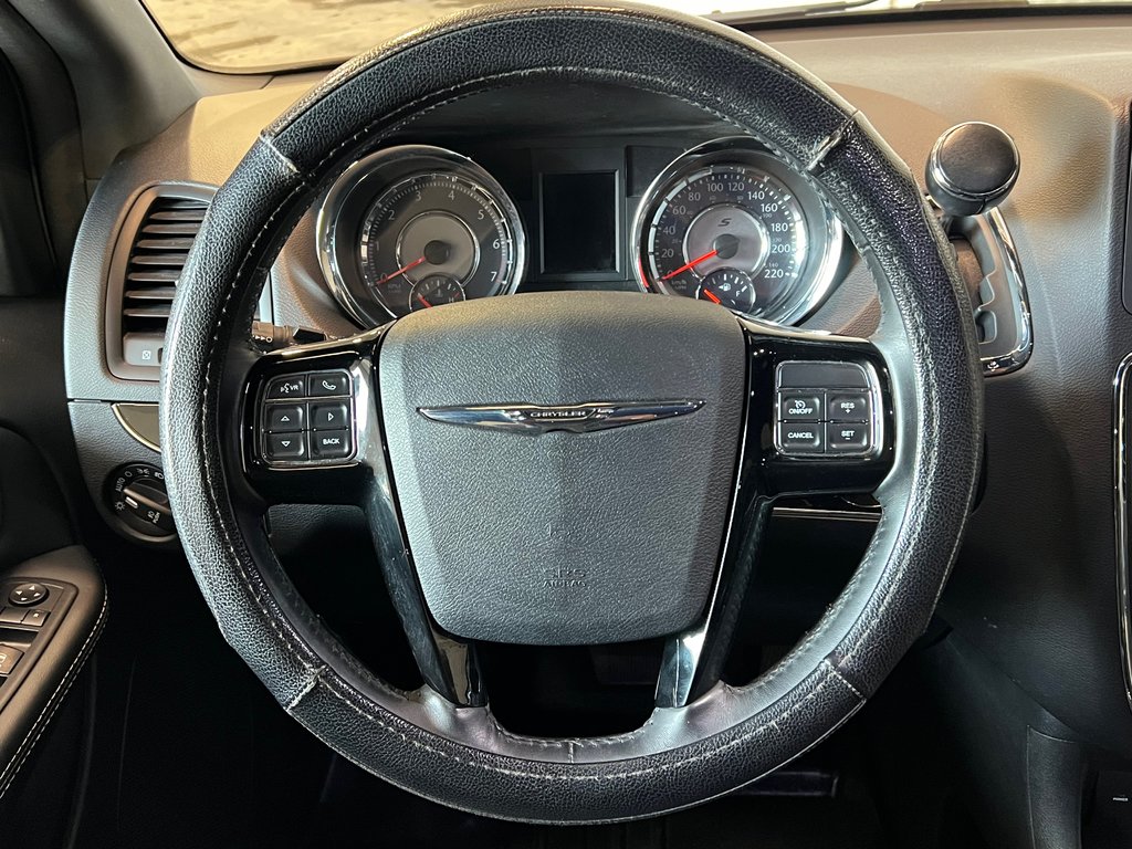 2016 Chrysler Town & Country S**STOW & GO**7 PASSAGERS**CAMERA RECUL**BLUETOOTH**CRUISE in Saint-Eustache, Quebec - 21 - w1024h768px