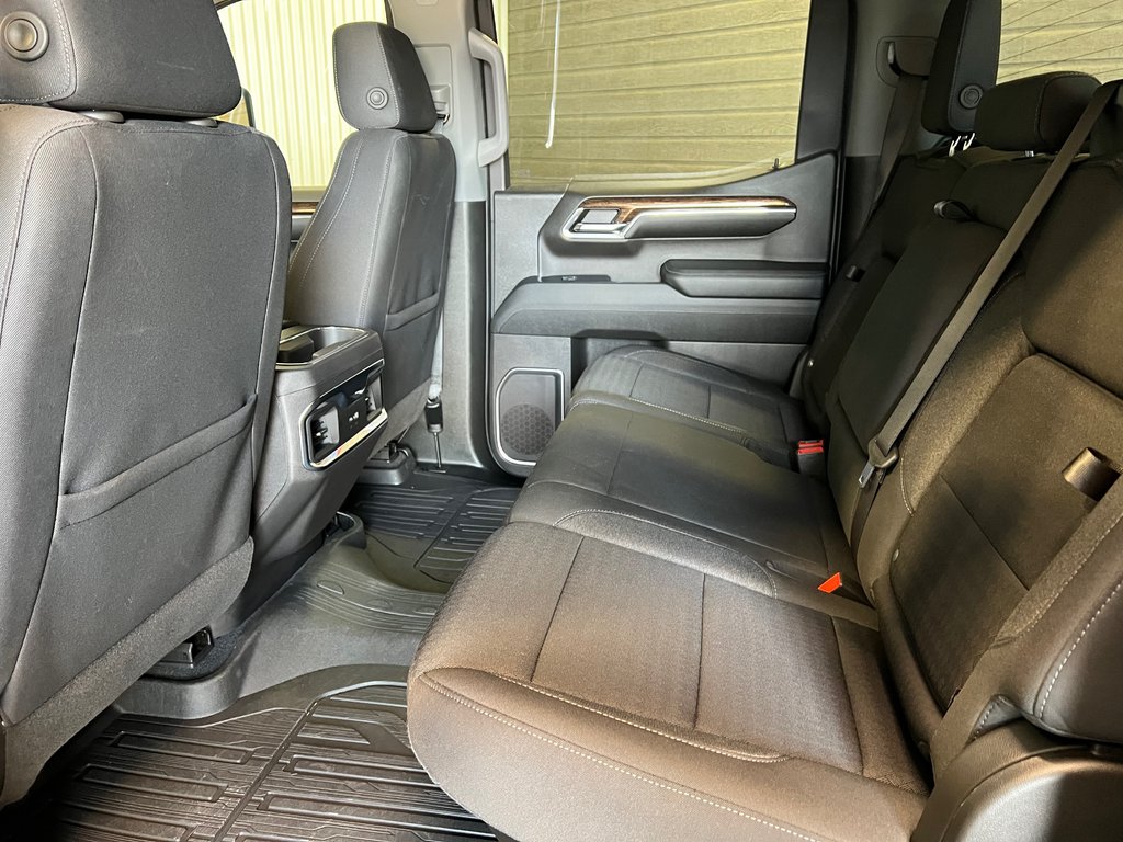2023 GMC Sierra 1500 ELEVATION**X31 OFF ROAD**4X4/AWD**CREW CAB 157 in Saint-Eustache, Quebec - 16 - w1024h768px